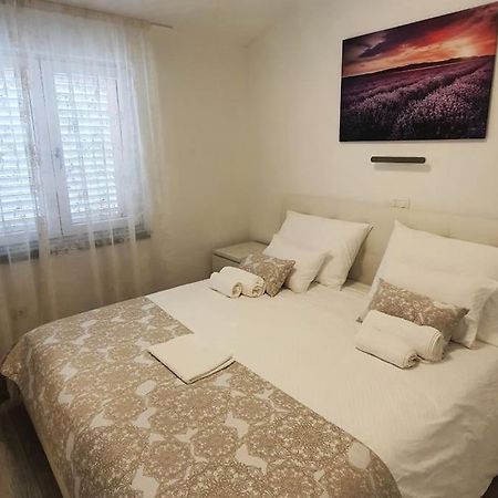 Apartment Rosemary فيلا لوكا المظهر الخارجي الصورة